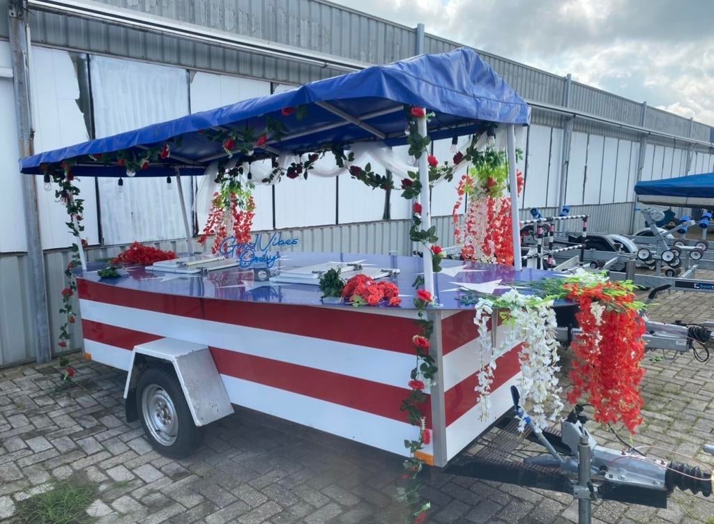Oude ijscowagen/verkoopwagen leuk voor events !!, Ophalen of Verzenden, Gebruikt
