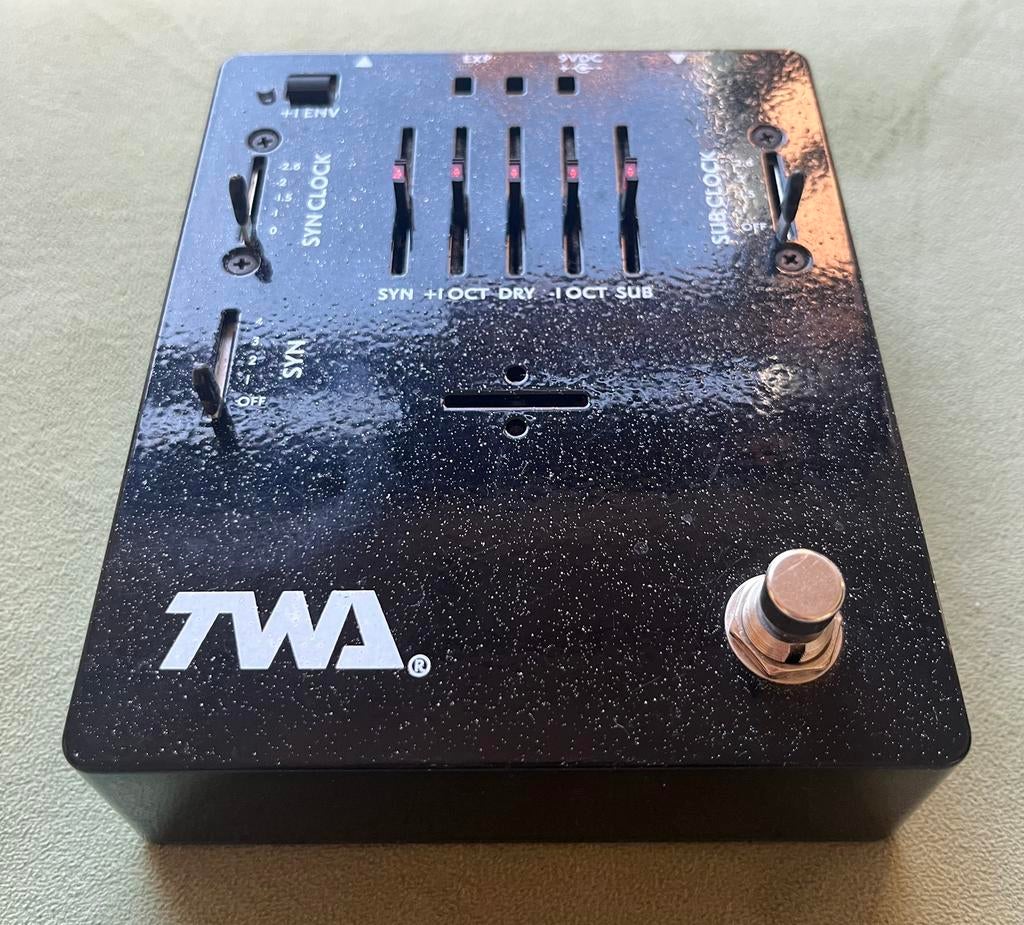 Synth octave. TWA Great Divide 2.0, Ophalen, Zo goed als nieuw