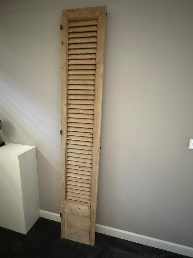 Houten louvre luik, Ophalen, Zo goed als nieuw