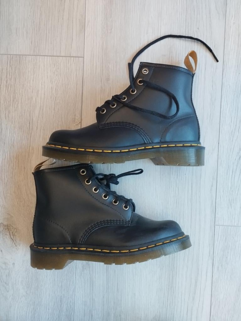 Dr. Martens 101 Vegan zwart maat 37, Zwart, Lage of Enkellaarzen, Nieuw, Ophalen of Verzenden