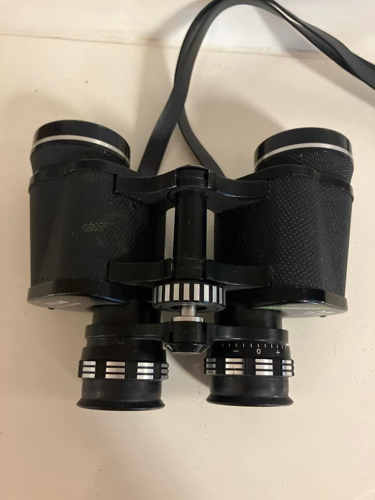 Pallas 7x35 Verrekijker - UV-Coated Optiek, Breed Gezicht, Gebruikt, Minder dan 8x, Met hoes of tas, Porro (met knik)