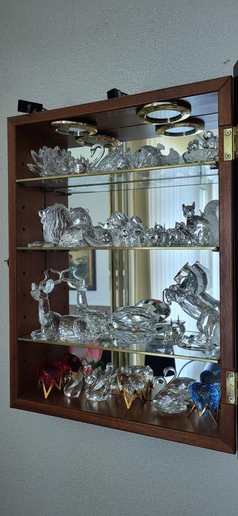 Prachtige verzameling Swarovski met ook jaarstukken,, Ophalen of Verzenden, Zo goed als nieuw, Figuurtje