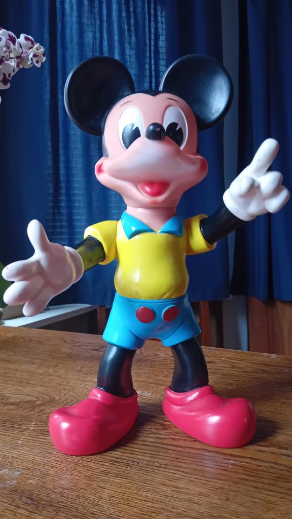 mickey mouse pop 35cm jaren 70, Verzamelen, Disney, Ophalen of Verzenden, Mickey Mouse, Zo goed als nieuw, Beeldje of Figuurtje