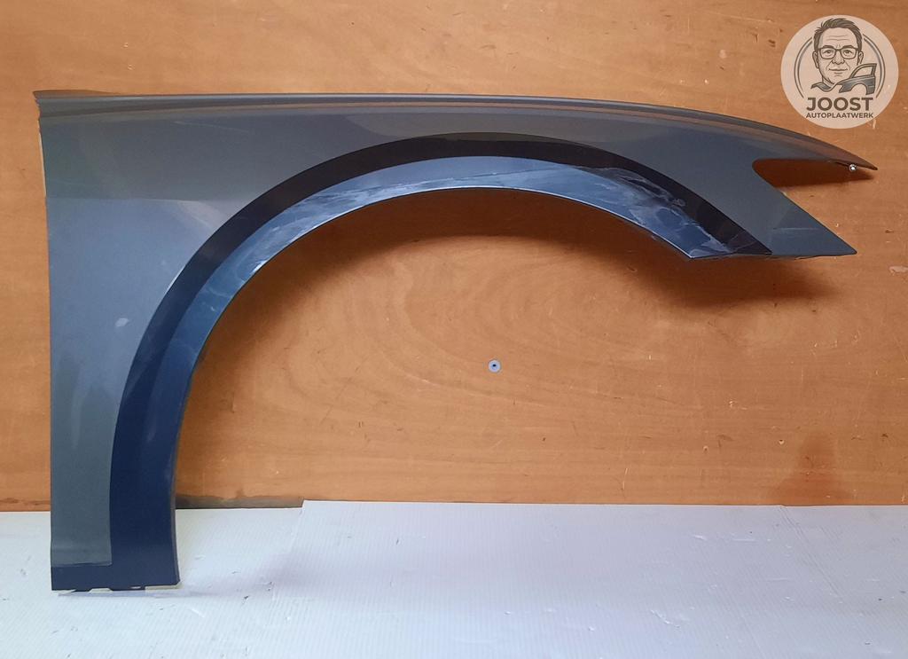 Voorscherm rechts orgineel Audi A6 C8 Allroad Vanaf 2018, Gebruikt, -, Rechts, Spatbord