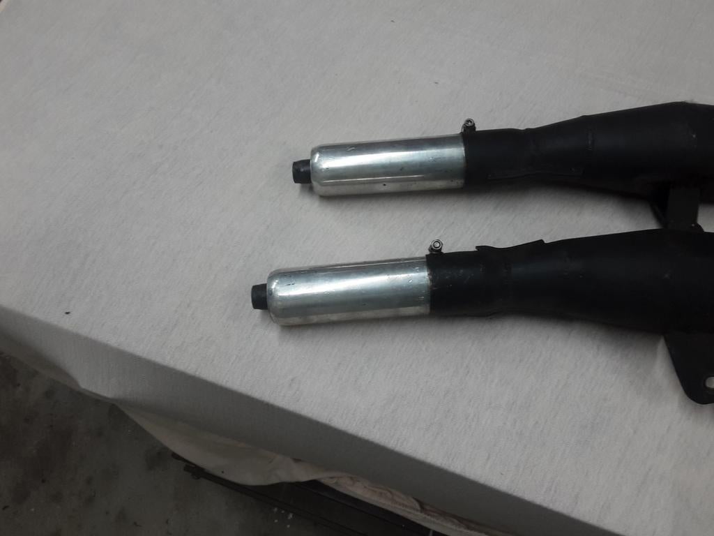 Uitlaatdempers voor Yamaha 125cc Racer, Motoren, Ophalen, Gebruikt