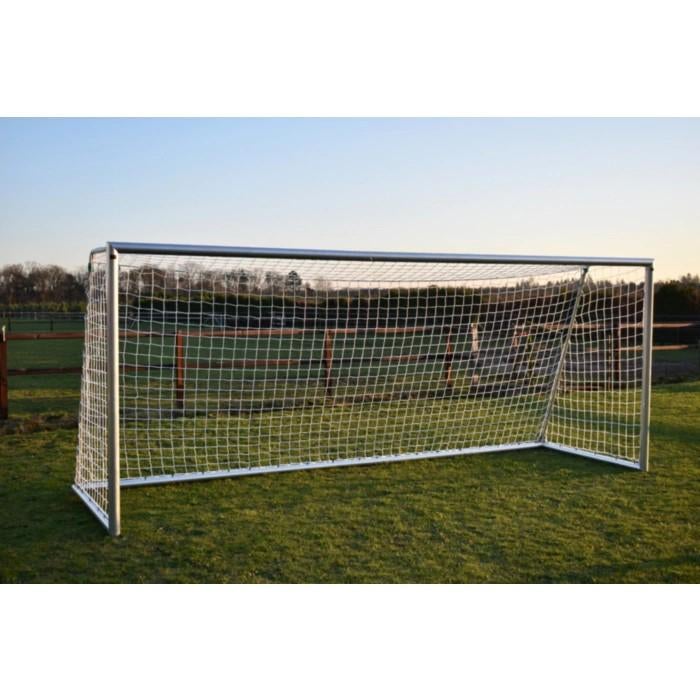 GEZOCHT: Voetbaldoel - Voetbalgoal (732x244x170 cm), Groter dan maat XL, Ophalen of Verzenden, Overige typen