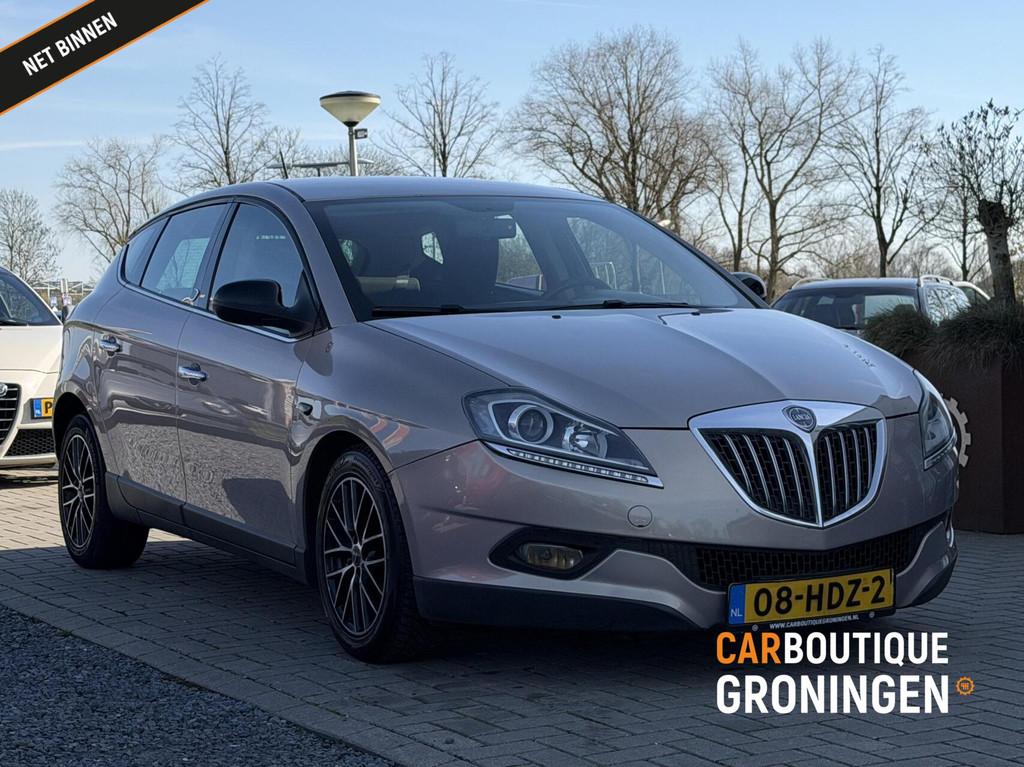 Lancia Delta 1.4-16V Argento 5D | AIRCO | NIEUWE APK, Voorwielaandrijving, Stof, 4 cilinders, Beige