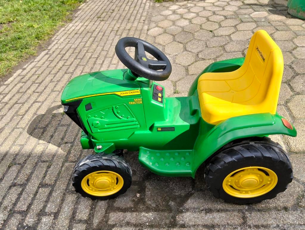 Peg Perego

John Deere elektrische mini trekker, Ophalen, Zo goed als nieuw, Overige merken