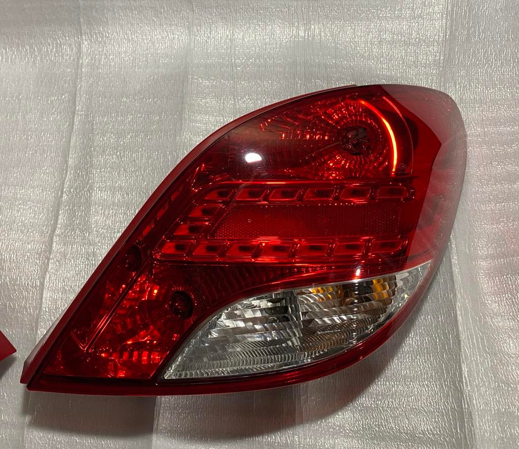 Achterlichten Peugeot 207, Auto-onderdelen, Ophalen of Verzenden, Gebruikt, Peugeot