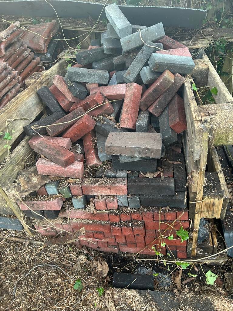 Waaltjes rood en antraciet, Tuin en Terras, Gebruikt, Klinkers, Beton, 5 tot 10 m²