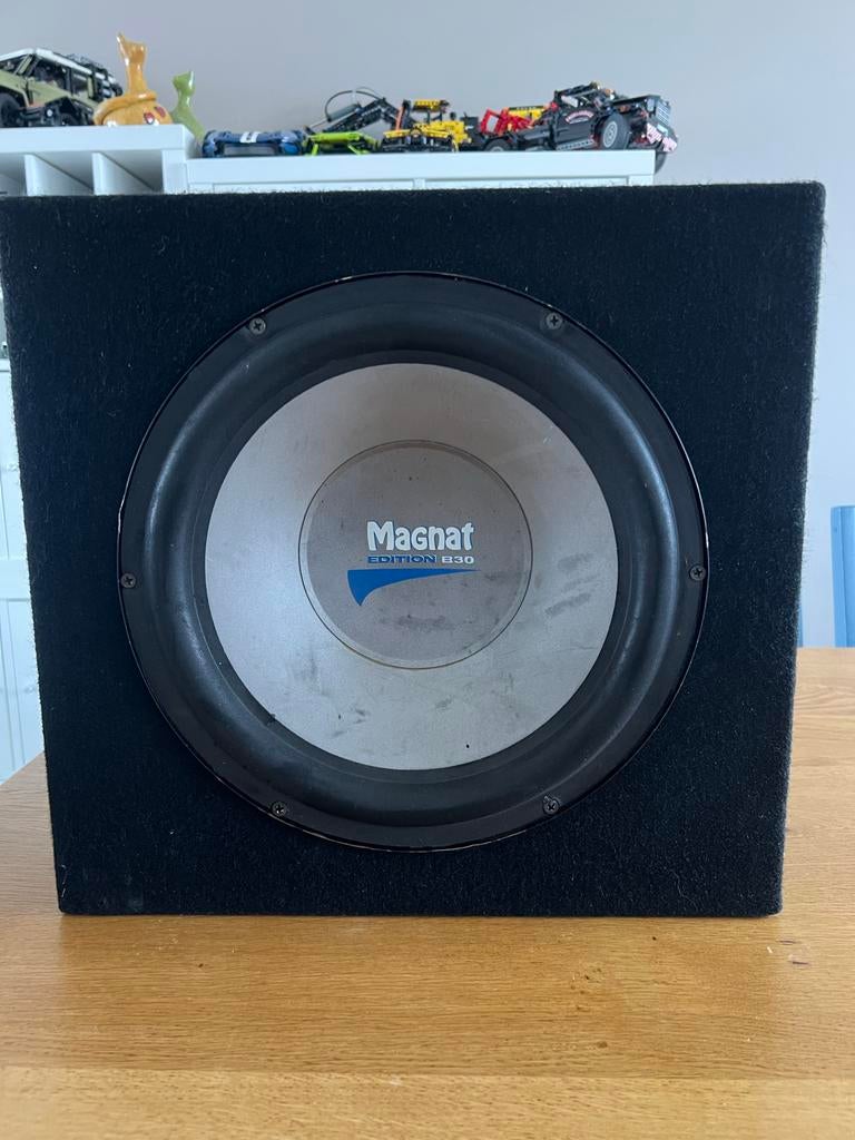 Magnat subwoofer edition b30 met Ultimate TA2300 versterker, Ophalen of Verzenden, Gebruikt