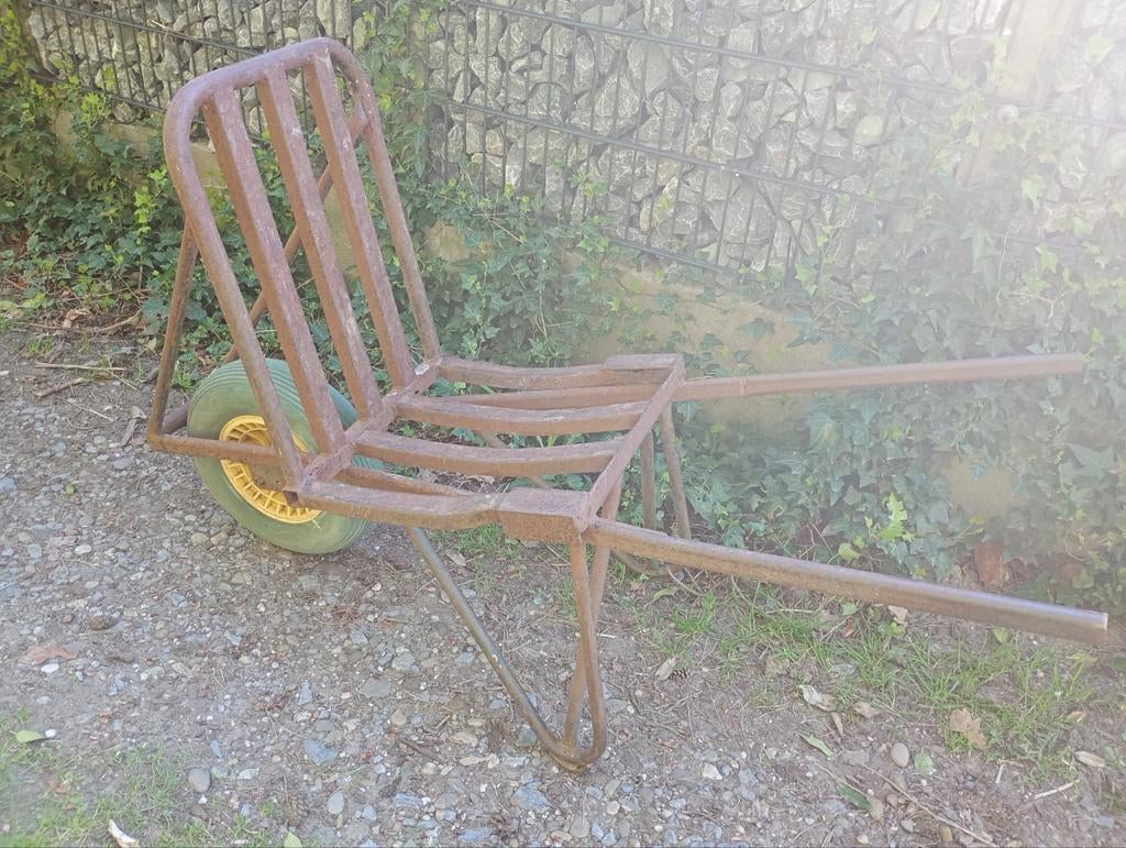 Stenen kruiwagen, Tuin en Terras, Kruiwagens, Ophalen of Verzenden, Gebruikt