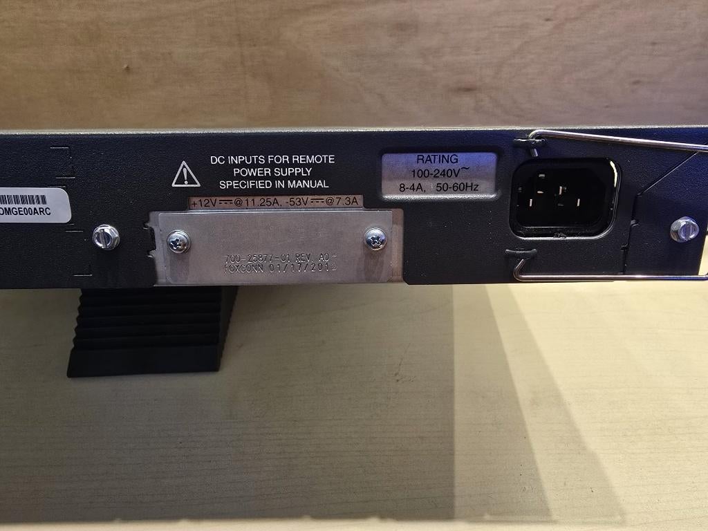 Perle IOLAN SCS48C DAC – 48-Poorts Secure Console Server, JethroMeijers, Refurbished, Ophalen of Verzenden, Info@jethromeijer.com