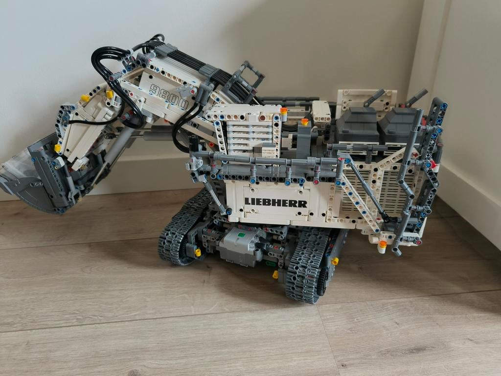 Lego Technic Liebherr R 9800 graafmachine 42100, Kinderen en Baby's, Speelgoed | Duplo en Lego, Ophalen, Compleet, Lego, Zo goed als nieuw