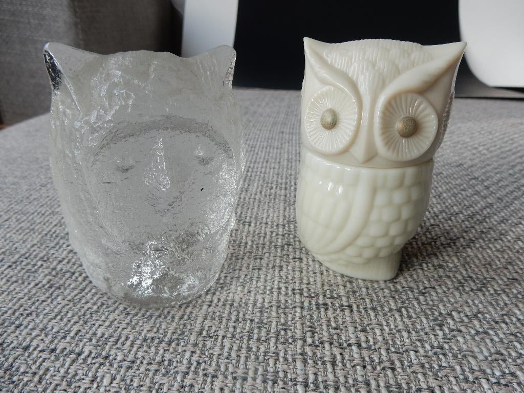 2 uilen  glas -Avon- Pukeberg, Ophalen of Verzenden, Zo goed als nieuw, Dier
