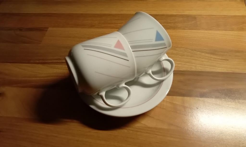 Kopjes schotel / set, Ophalen of Verzenden, Overige stijlen, Kop(pen) en/of Schotel(s)