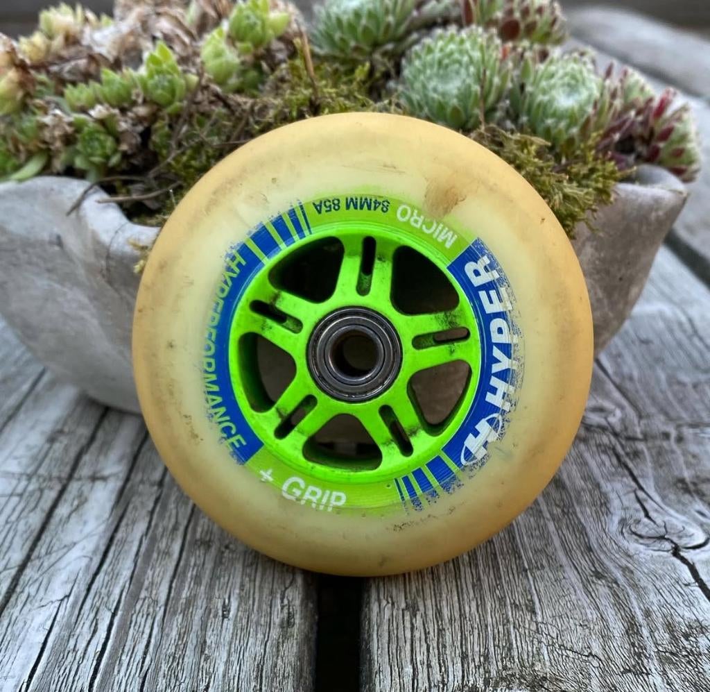 Licht 84mm stuntstep wiel, Ophalen of Verzenden, Zo goed als nieuw