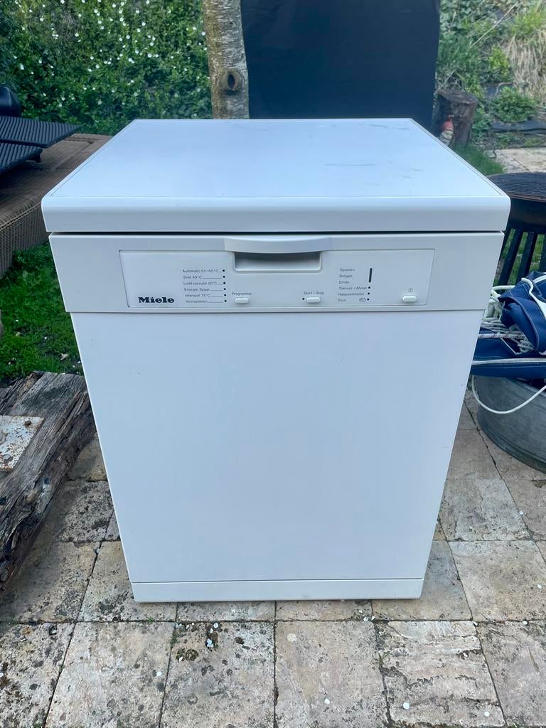 Miele vaatwasser G 1142 SC met defect, Ophalen, 60 cm of meer, Niet werkend, Vrijstaand