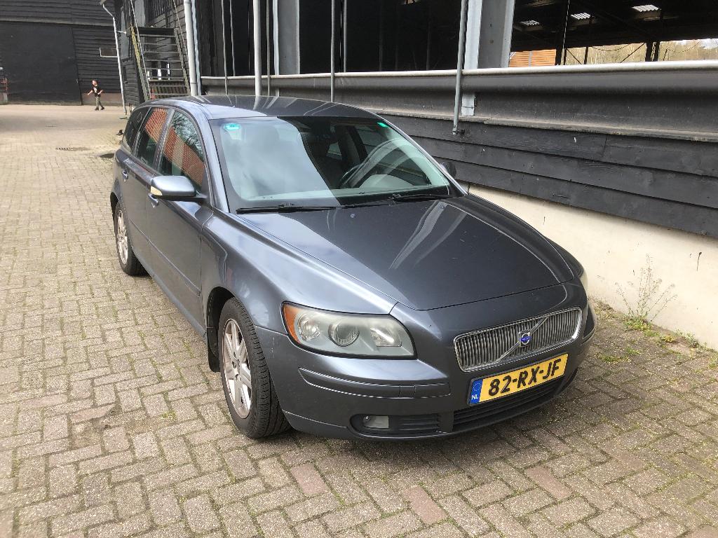 Volvo V50 2.4 140PK 2005  - geen apk - opknapper/onderdelen, Auto's, Volvo, Particulier, V50, Boordcomputer, Cruise Control, Elektrische buitenspiegels