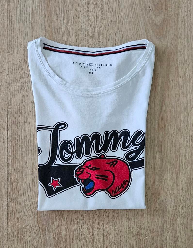 Tommy Hilfiger Shirt Mt XS, Wit, Ophalen of Verzenden, Zo goed als nieuw, Korte mouw