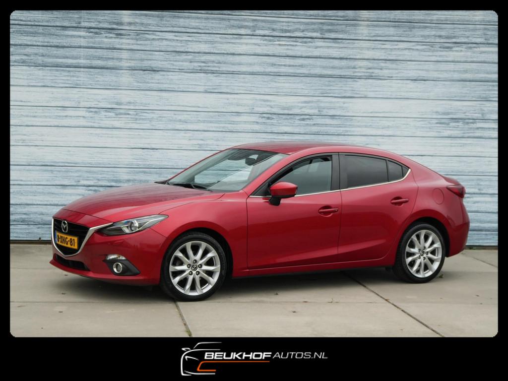 Mazda 3 2.0 GT-M Lederen stoelen Navigatie Cruise Control, Voorwielaandrijving, Gebruikt, Zwart, 4 cilinders