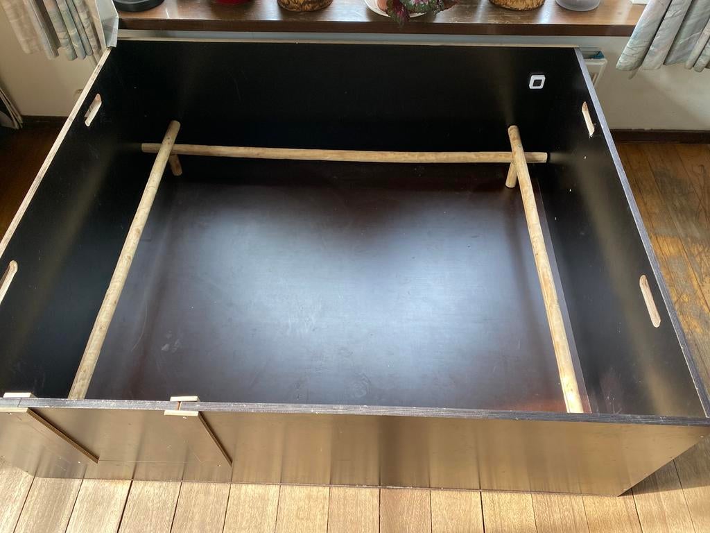 Werpkist voor grote hond - stevig & ruim (betonplex), Ophalen, Gebruikt, 110 cm of meer, Minder dan 65 cm