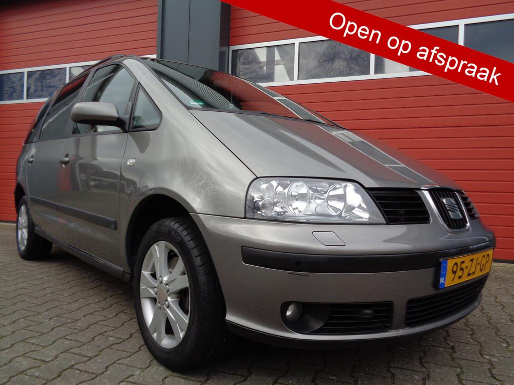 SEAT Alhambra 2.0 Urbanstyle,Clima,Cruise,Trekhaak,2e eigena, Voorwielaandrijving, 4 cilinders, 1553 kg, 116 pk