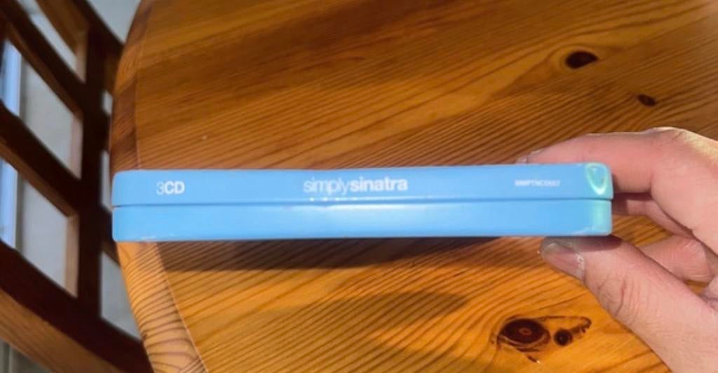 Simply Sinatra 3CDs essential songs, Ophalen of Verzenden, Gebruikt, Boxset