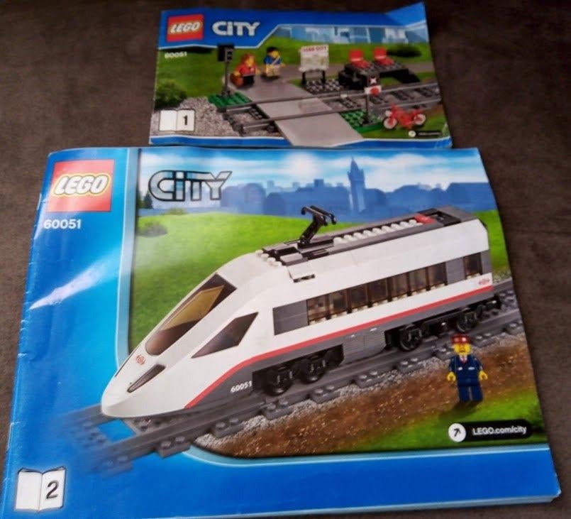 Lego trein.  60051 . High - speed  Passenger -  Train ., Lego, Zo goed als nieuw, Complete set, Speed Champions