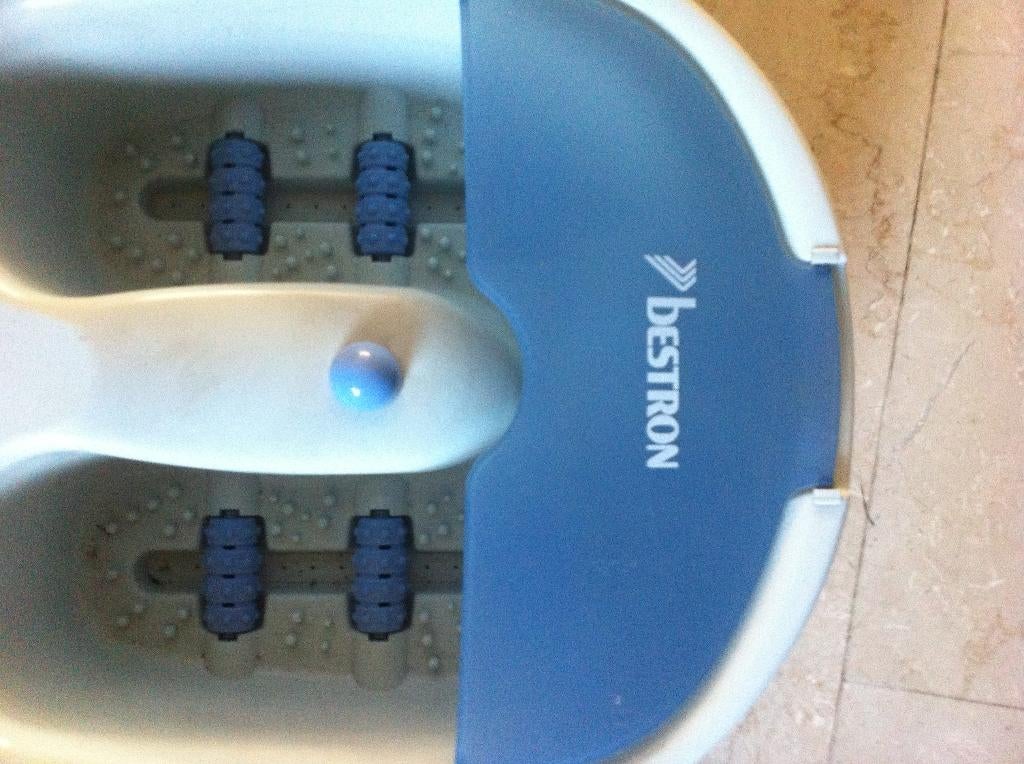 Voet bad electrisch Bestron met massage, Ophalen of Verzenden, Zo goed als nieuw, Apparaat