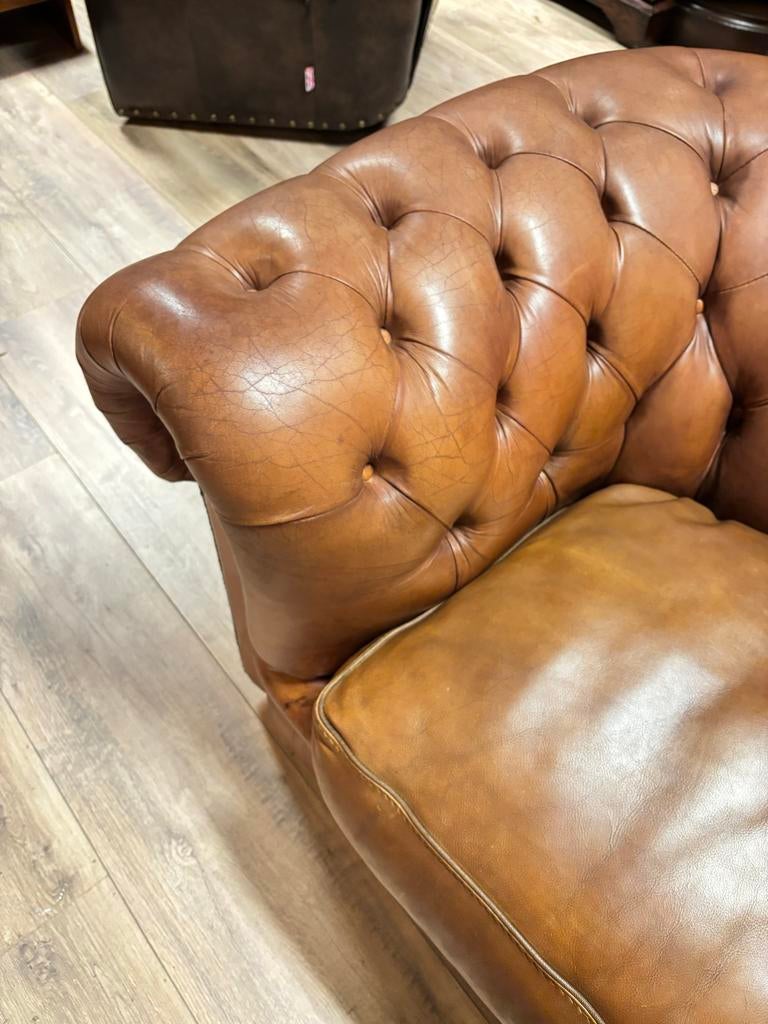 Vintage Chesterfield Bank - Buffelleren Cowboy Rodeo, Ophalen, Gebruikt, 200 tot 250 cm, Info@chesterfield.nl