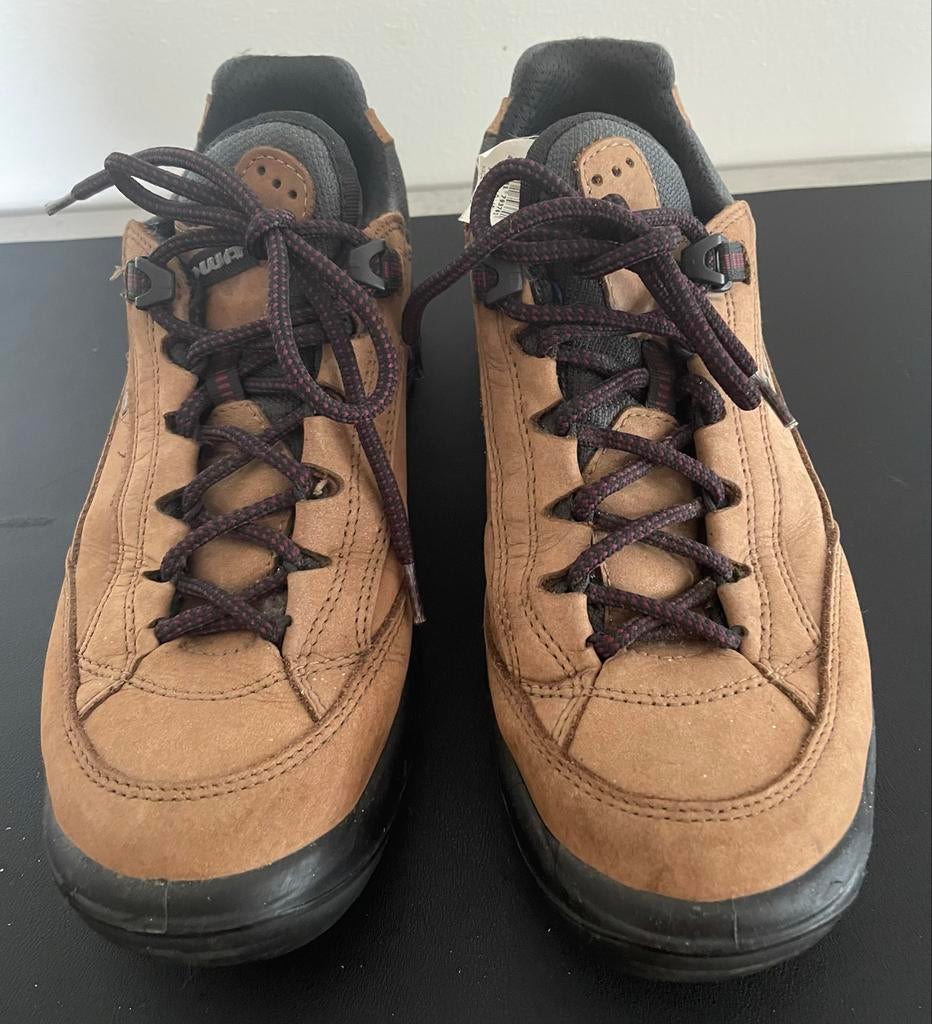 Lowa Strato Lo dames wandelschoenen mt 41 met Vibram-zool, Ophalen of Verzenden, Zo goed als nieuw, Schoenen