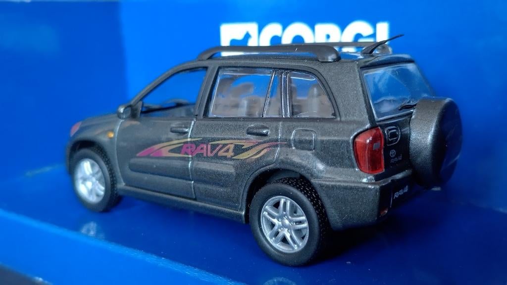 Toyota Rav 4 xa20 2000 1:43 Corgi Toys Pol, Hobby en Vrije tijd, Modelauto's | 1:43, Auto, Corgi, ., UK