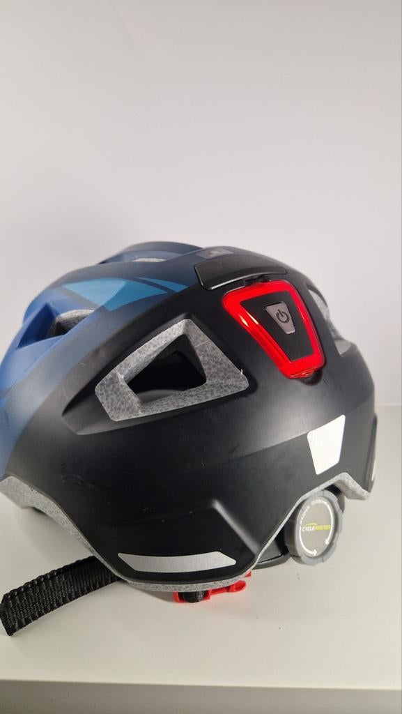 Cyclemaster helm - ingebouwd achterlicht, Fietsen en Brommers, Ophalen of Verzenden, Zo goed als nieuw, Heer of Dame, Cyclemaster