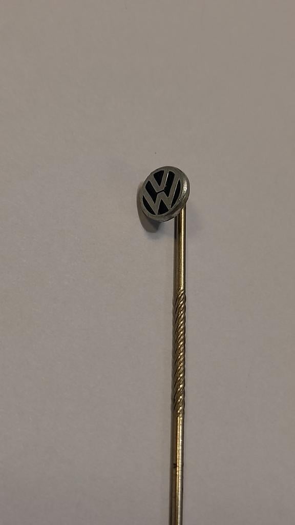 Vintage Volkswagen Pin Badge, Auto diversen, Autostickers, Ophalen of Verzenden