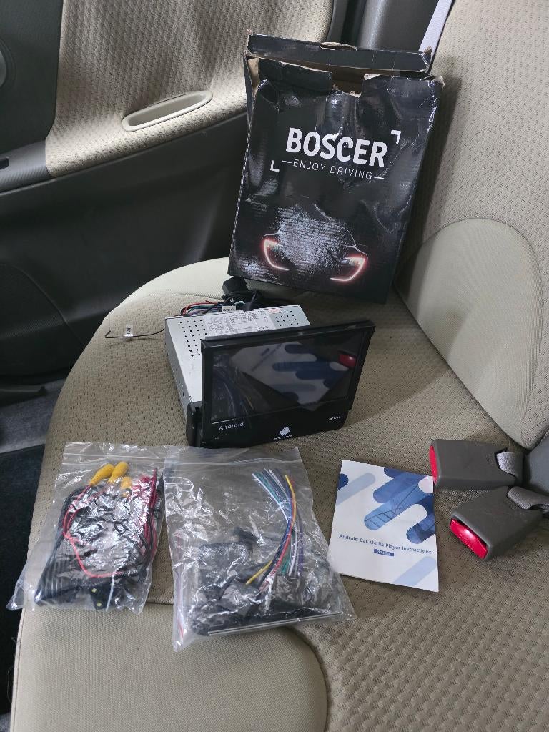 Boscer autoradio + achteruitrijcamera (nieuw), Ophalen, Zo goed als nieuw