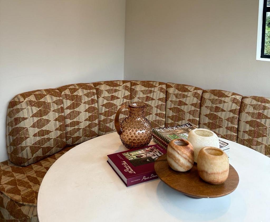 Op maat gemaakte eetbanken, Huis en Inrichting, Banken | Bankstellen, Hoekbank, Nieuw, 75 tot 100 cm, Ophalen of Verzenden