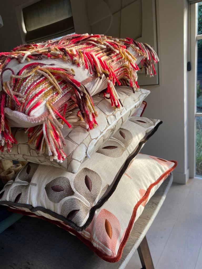 Nieuwe kussens, Huis en Inrichting, Woonaccessoires | Kussens, Ophalen of Verzenden, Nieuw, Overige kleuren, Overige vormen