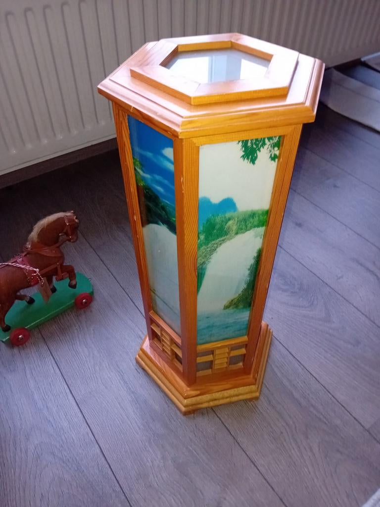 Oosters stijl pilaar, Ophalen