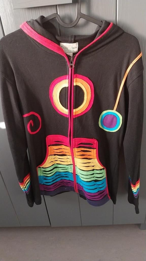 Nieuw vest (diep) zwart regenboogkleuren S en M, Ophalen of Verzenden, Nieuw, Maat 38/40 (M), Zwart