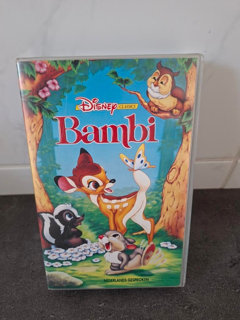 Bambi VHS Video - Disney Klassieker, Cd's en Dvd's, VHS | Kinderen en Jeugd, Gebruikt, Kinderprogramma's en -films, Tekenfilm