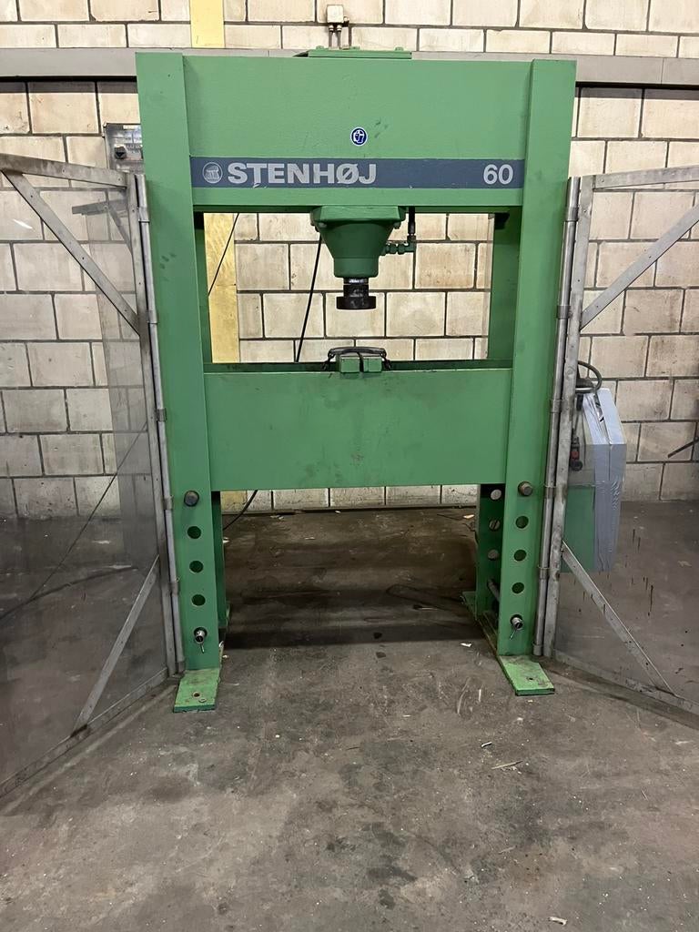 Werkplaatspers Stenhoj cap 60 ton met schermbeveiliging, Ophalen of Verzenden
