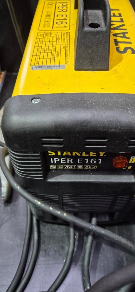 Stanley Iper E161 Lasapparaat + Automatische Lashelm, Doe-het-zelf en Verbouw, Gereedschap | Lasapparaten, Ophalen of Verzenden