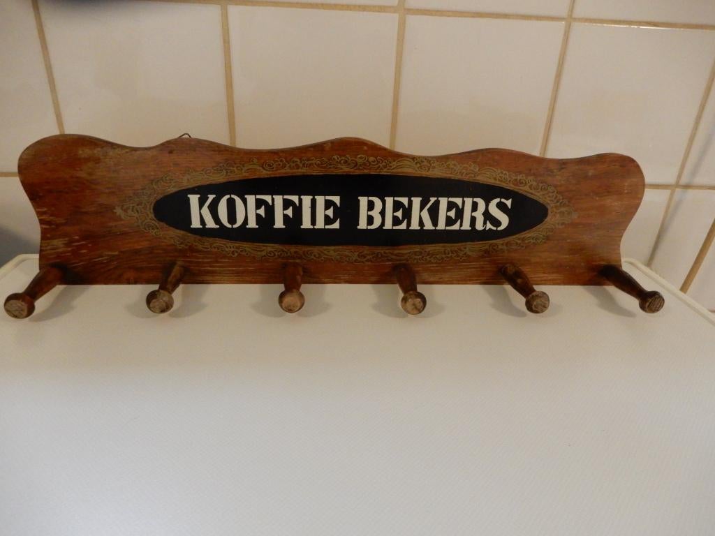 ophangrekje van hout voor koffiebekers, antiek, Huis en Inrichting, Keuken | Keukenbenodigdheden, Ophalen of Verzenden, Zo goed als nieuw