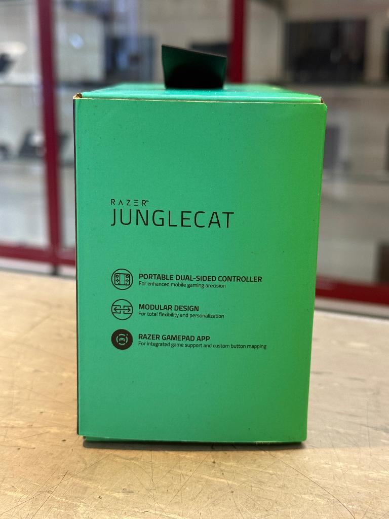 RAZER - JUNGLECAT, Ophalen of Verzenden, Zo goed als nieuw, Auto