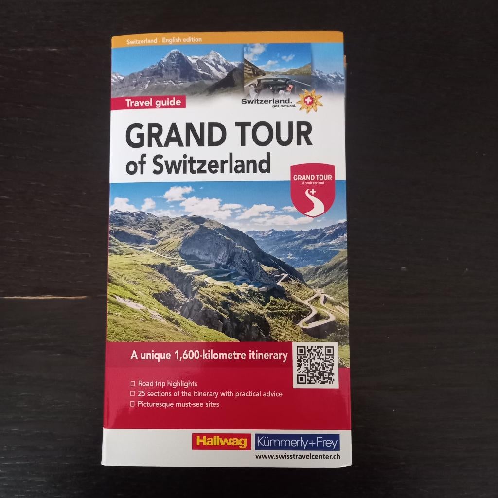 Grand tour of Switzerland- travel guide with a map-new book, Europa, Nieuw, Reisgids of -boek, Ophalen