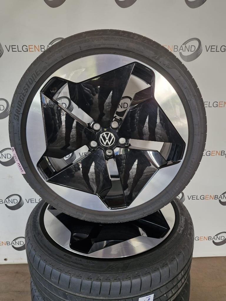 Zomerset VW ID3 Sanya 215 45 20 Sanya 5x112 57,1 20'', Banden en Velgen, Personenwagen, 20 inch, Gebruikt