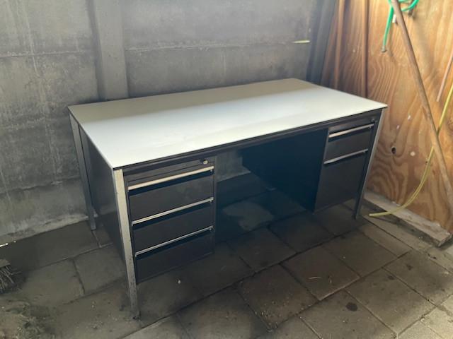 Bureau met laden, Gebruikt, Metaal, Bruin, Overige merken