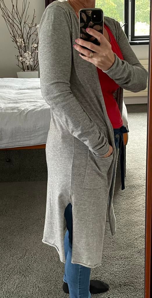 Ambika licht grijs vest lang model maat S/M, Ophalen of Verzenden, Zo goed als nieuw, Maat 38/40 (M), Grijs