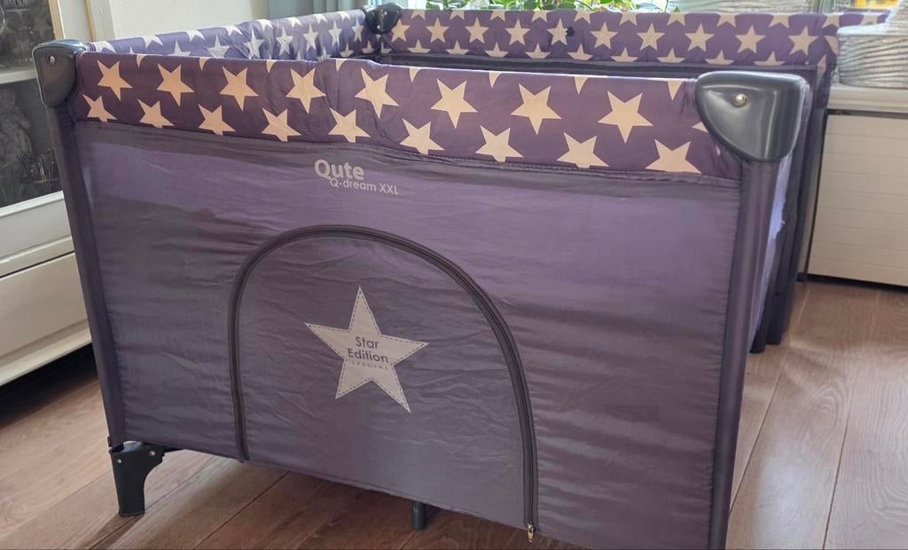 Qute Q-Dream XXL Star Edition campingbed/box, Ophalen of Verzenden, Gebruikt, Rechthoekig, Wieltjes